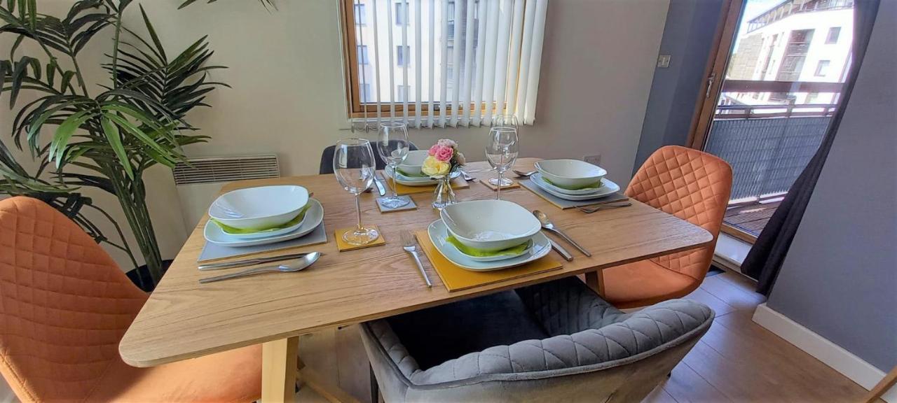 Stunning Modern Coventry City Centre Apartment Екстериор снимка