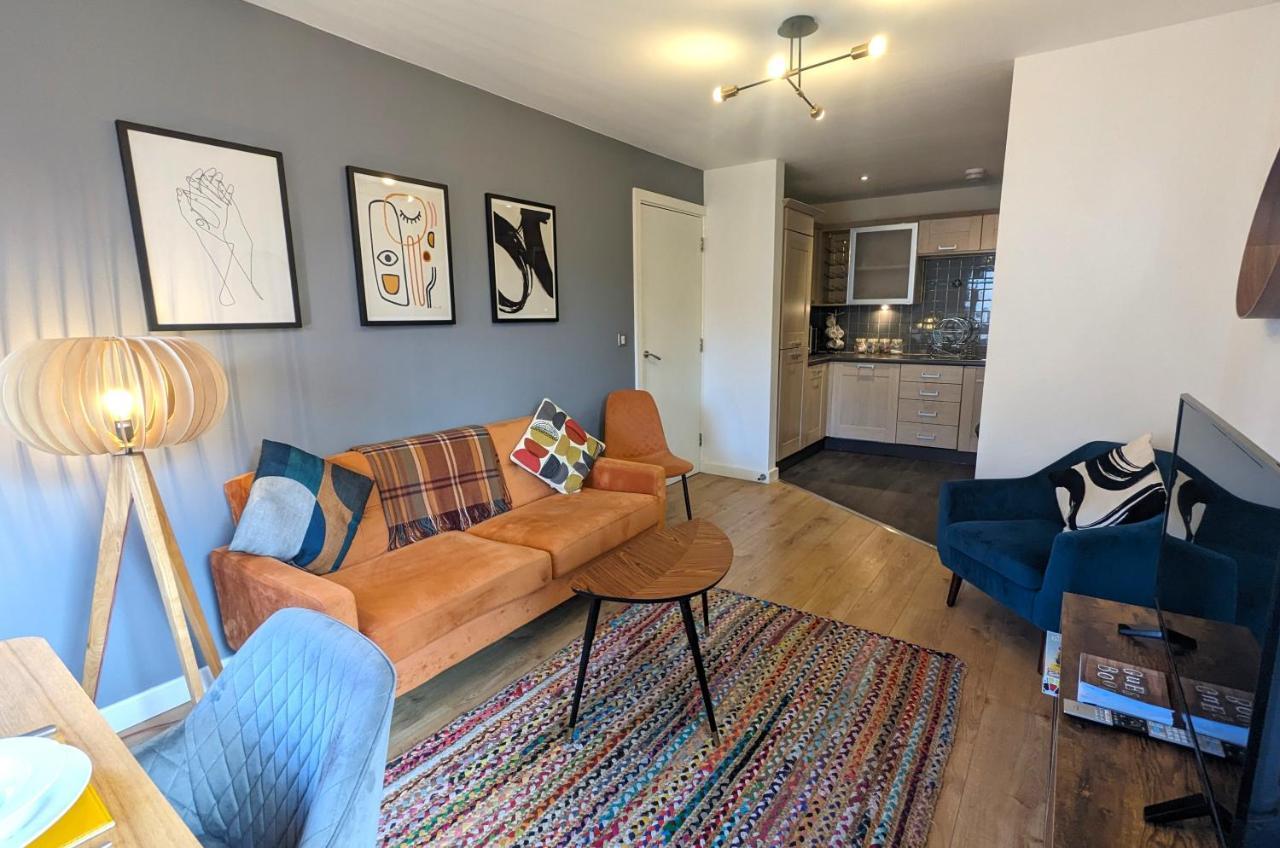 Stunning Modern Coventry City Centre Apartment Екстериор снимка