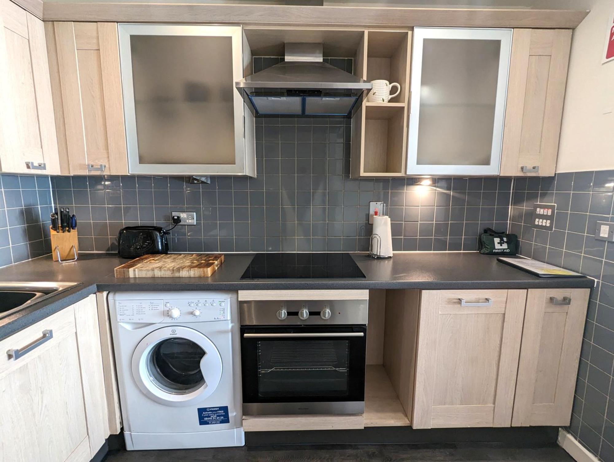 Stunning Modern Coventry City Centre Apartment Екстериор снимка