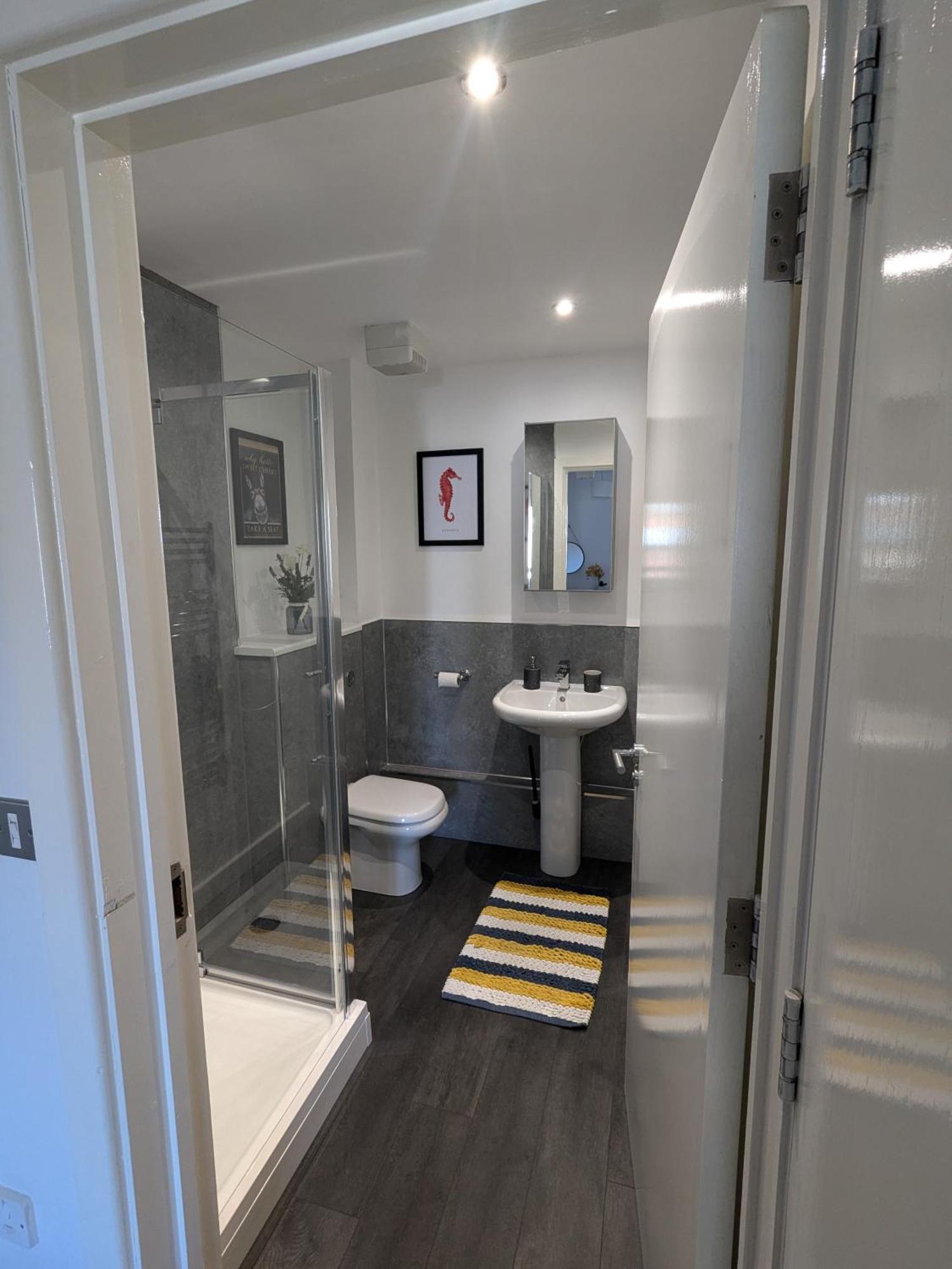 Stunning Modern Coventry City Centre Apartment Екстериор снимка